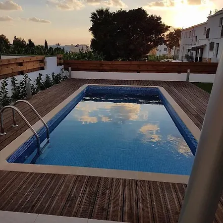 Sea View Villa *